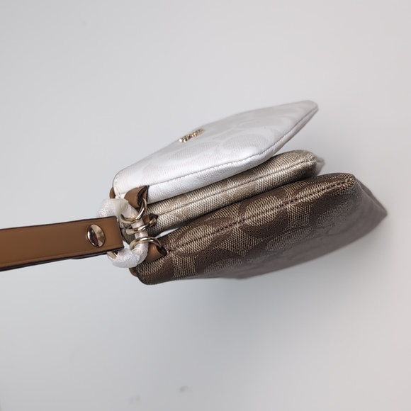 Coach CJ721 Corner Zip Trio In Signature Canvas Gold/Khaki Multi (Firm Price) - Picture 15 of 16